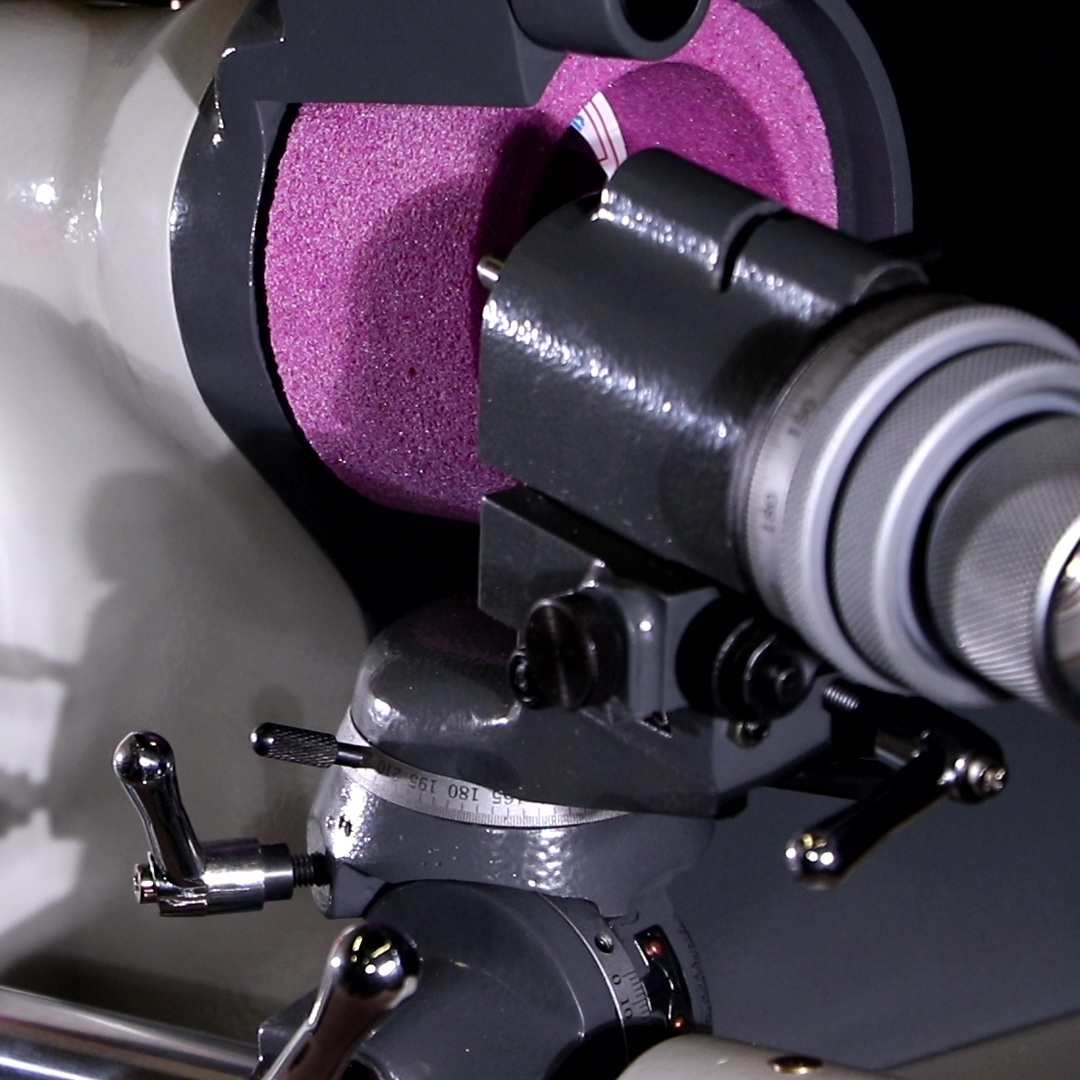 Универсальный заточной станок AURA ZM-U3Фото 5423-06.jpg