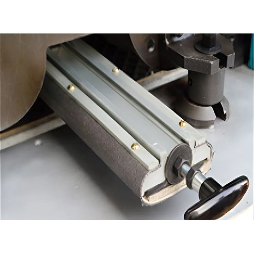 Калибровально-шлифовальный станок DELTAMACHINERY R-RP1000Фото 5460-05.jpg