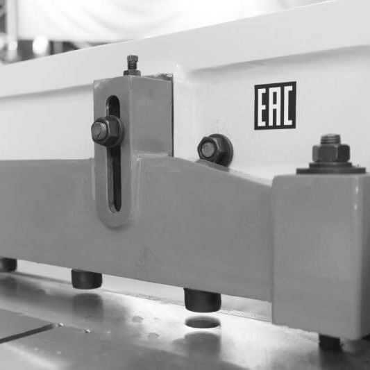 Электромеханическая гильотина STALEX Q11-4x3200Фото 5531-05.jpg