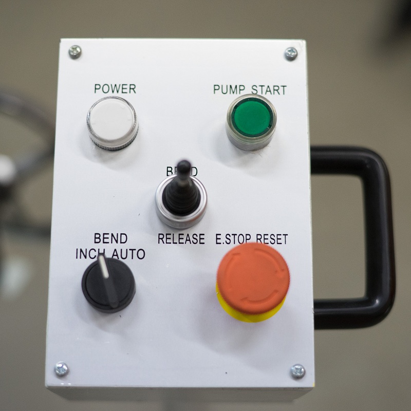 Гидравлический листогибочный станок STALEX HW1830х3,5Фото 5545-06.jpg