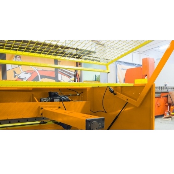 Электромеханическая гильотина STALEX Q11-2x2550NCФото 5562-02.jpg