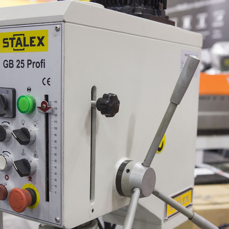 Настольный cверлильно-резьбонарезной редукторный станок STALEX GB25 ProfiФото 5637-03.jpg