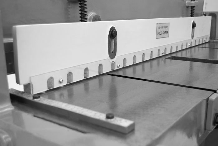 Гильотина ножная STALEX Q01-1х1000Фото 5653-06.jpg