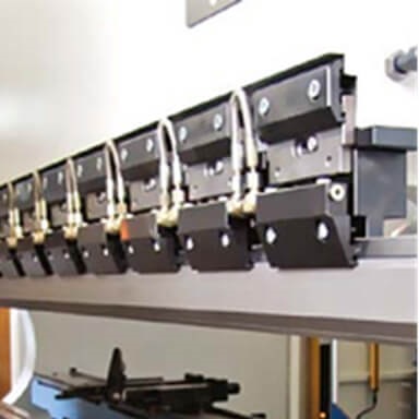 Листогибочный гидравлический пресс ERMAKSAN POWER BEND PRO 2100 X 40 (4-х осевой)Фото 583-03.jpg