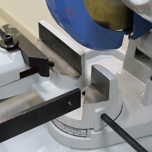 Маятниковая пила по металлу FABTEC CS 250Фото 5850-03.jpg