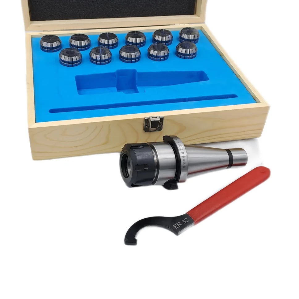Патрон цанговый 7:24 NT40 с набором цанг ЕR 32 из 11 шт. (4-20 мм) TORNERI 045744Фото 5921-04.jpg