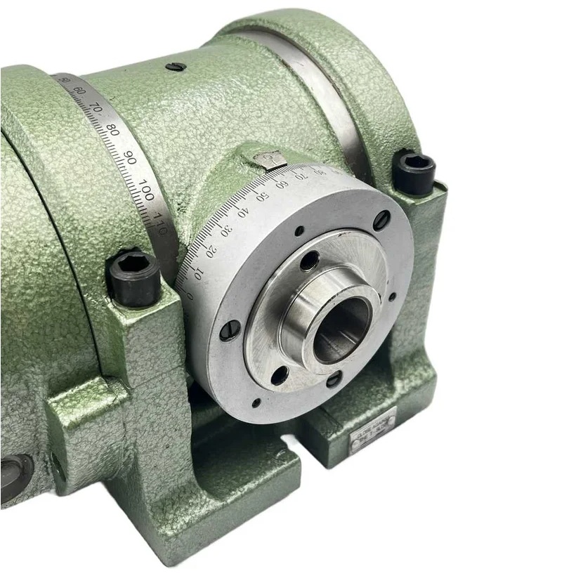 Универсальная делительная головка УДГ Д-320А (F11160A) TORNERI Т023768Фото 6111-04.jpg