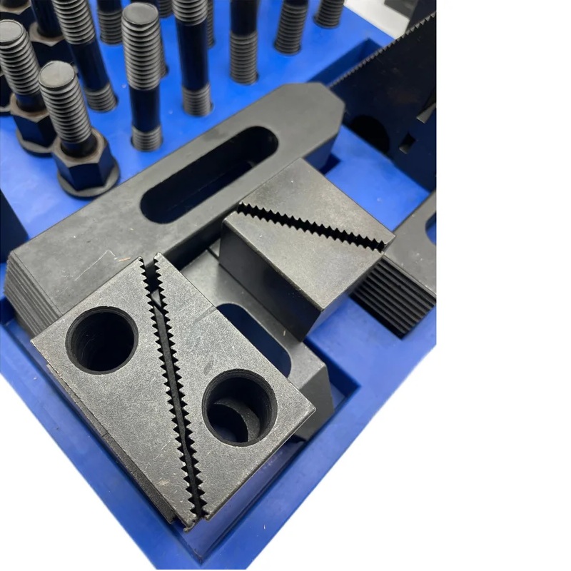 Набор станочного крепежа и прижимов из 58 предметов, Т-образный паз 20 мм, М18 TORNERIФото 6118-02.jpg