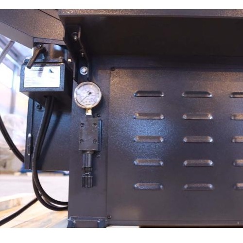 Полуавтоматический ленточнопильный станок маятникового типа ProTech BS-500DSAФото 6147-02.jpg