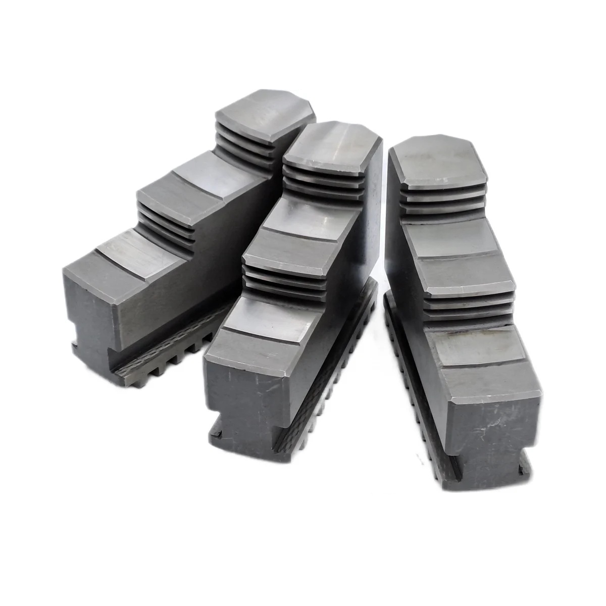 Кулачки прямые к патрону токарному Ø400 3-х кул. шаг 11 мм, ширина 36 мм, паз 13 мм TORNERI Т019453Фото 6164-02.jpg