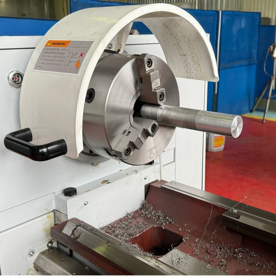 Токарно-винторезный станок DMTG CDS6250B/2000 с УЦИ (аналог токарного станка 16К25)Фото 6230-07.jpg