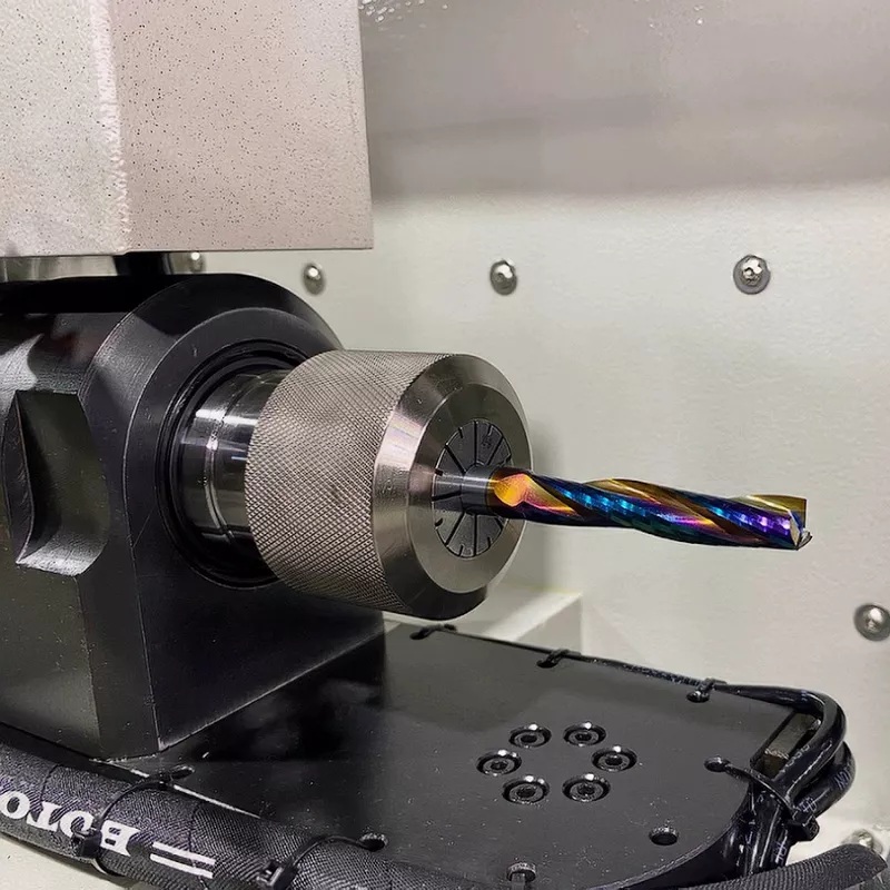 Четырехосевой заточной станок на цангах ER32 с ЧПУ IRONMAC TURBOФото 6242-05.jpg