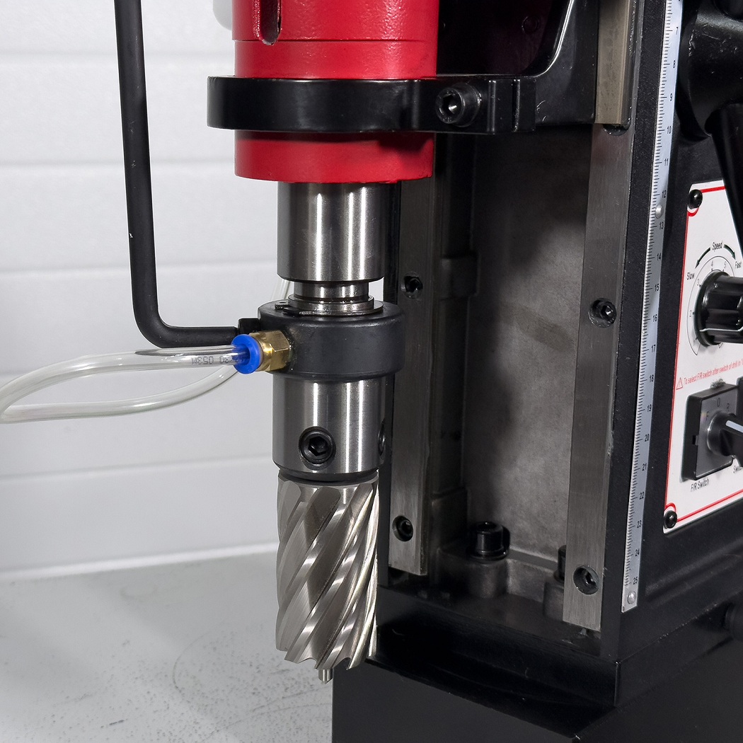 Магнитный сверлильный станок AURA MCM-40Фото 6599-07.jpg