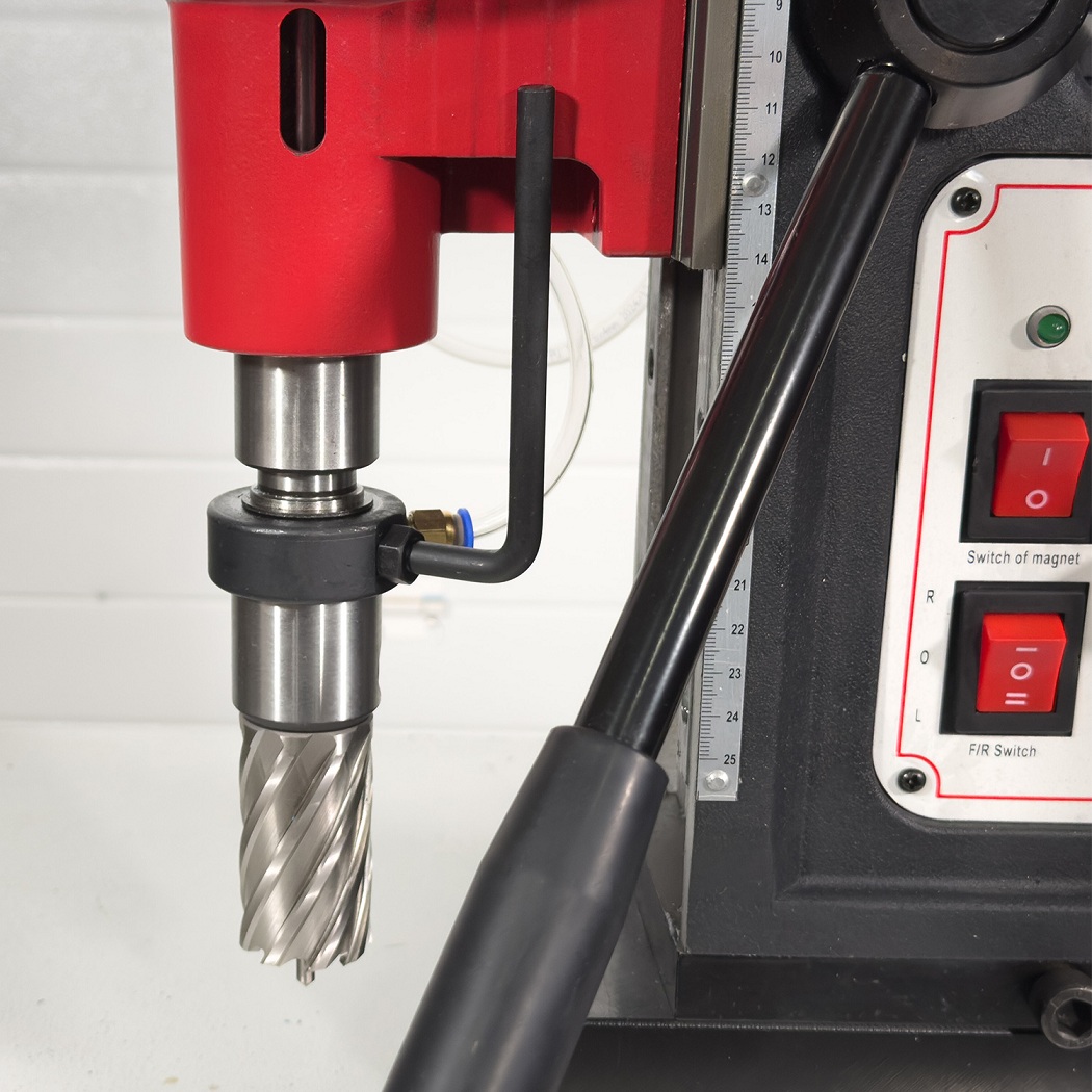 Магнитный сверлильный станок AURA MCM-55RФото 6600-07.jpg