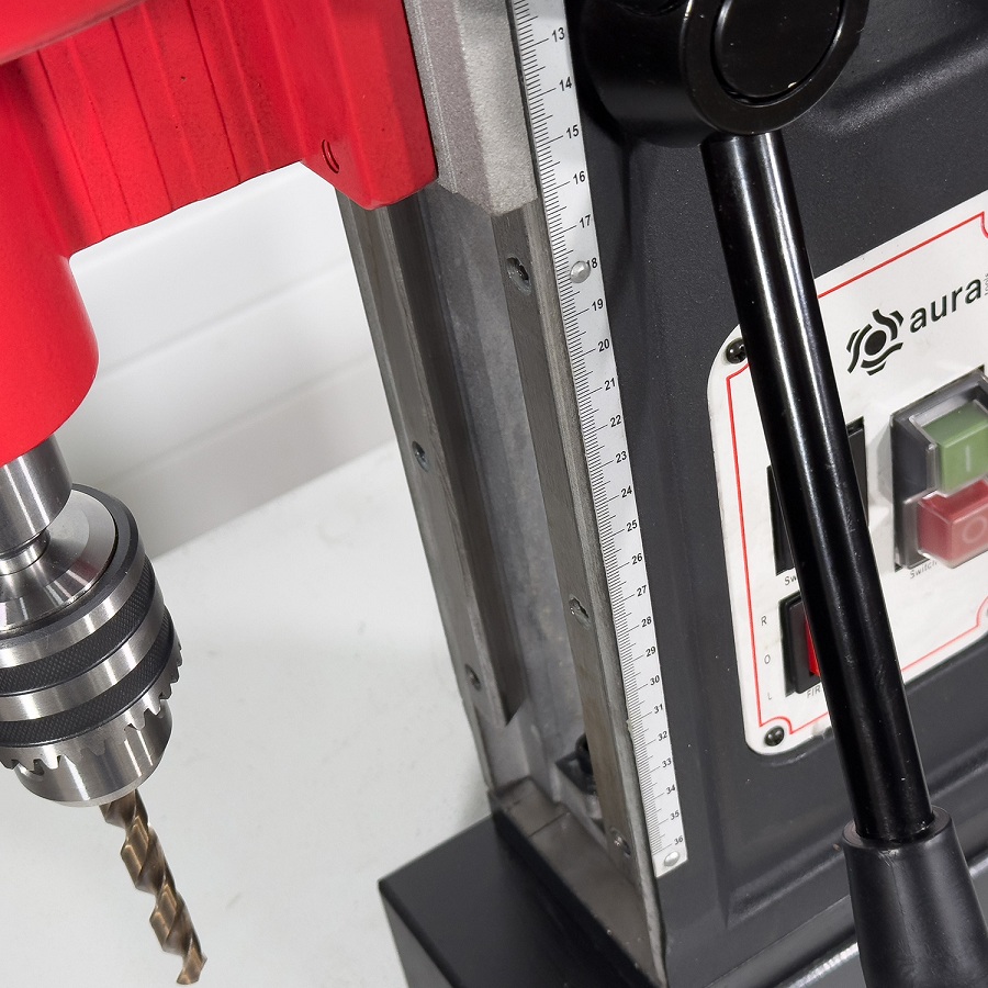 Магнитный сверлильный станок AURA MCM-100RФото 6602-05.jpg