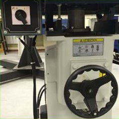 Фрезерный станок для концевого инструмента DELTAMACHINERY DM-40Фото 6767-05.jpg