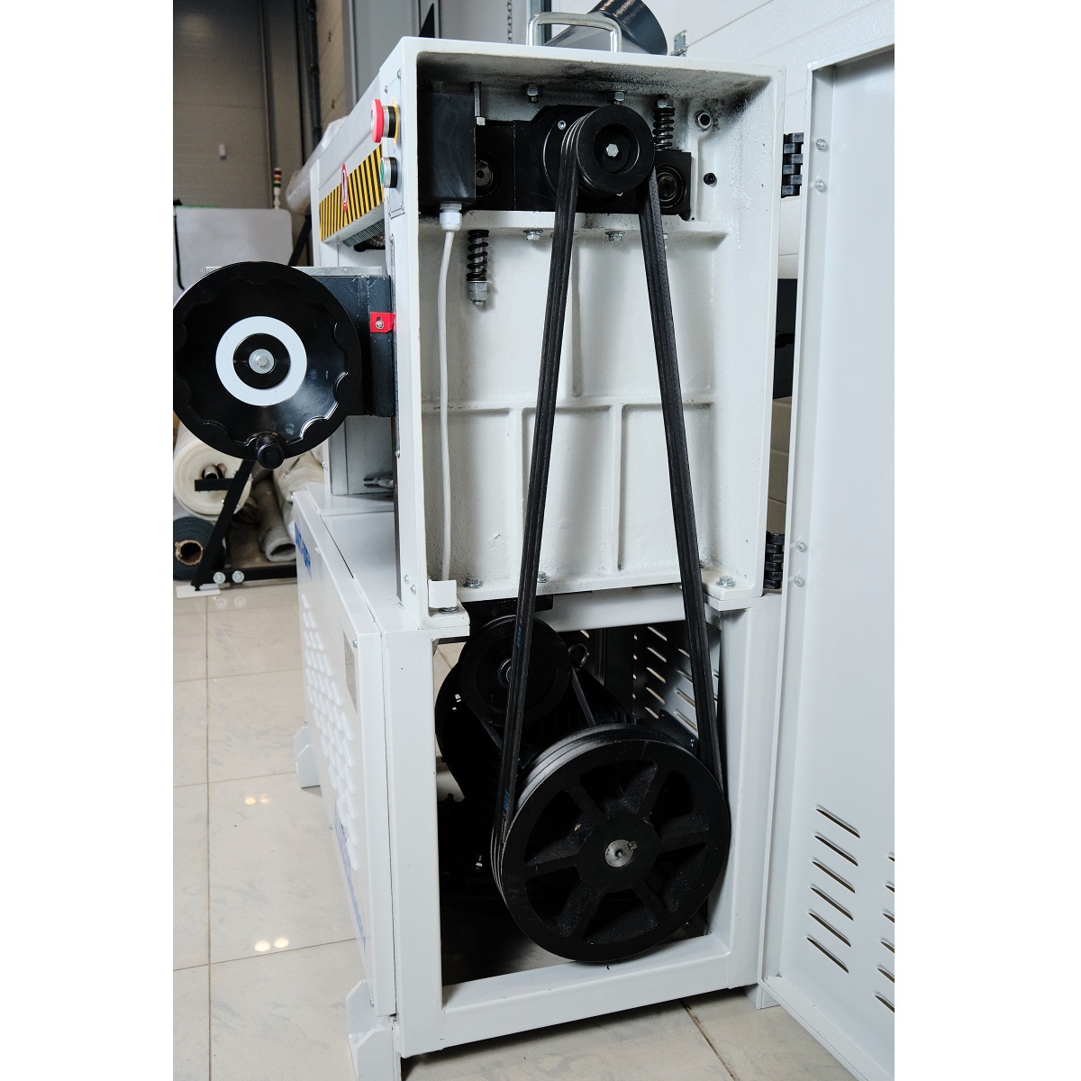 Рейсмусовый станок DELTAMACHINERY DWT-106HФото 6779-05.jpg