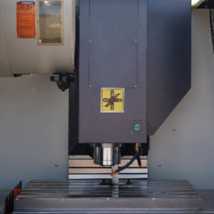 Вертикальный обрабатывающий центр с ЧПУ MILLMASTER VMM-1260 F4Фото 6815-06.jpg