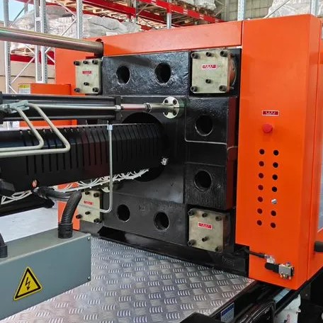 Термопластавтомат для литья пластмасс BSZ UP-290SФото 6834-03.jpg