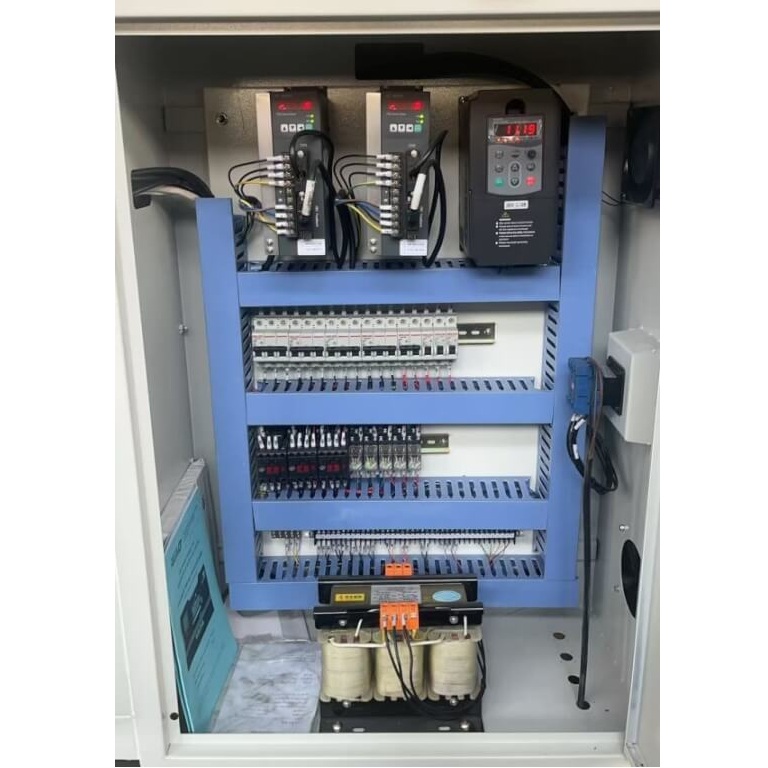 Токарный станок с ЧПУ METAL MASTER XNC 3275 GM6Фото 6840-08.jpg