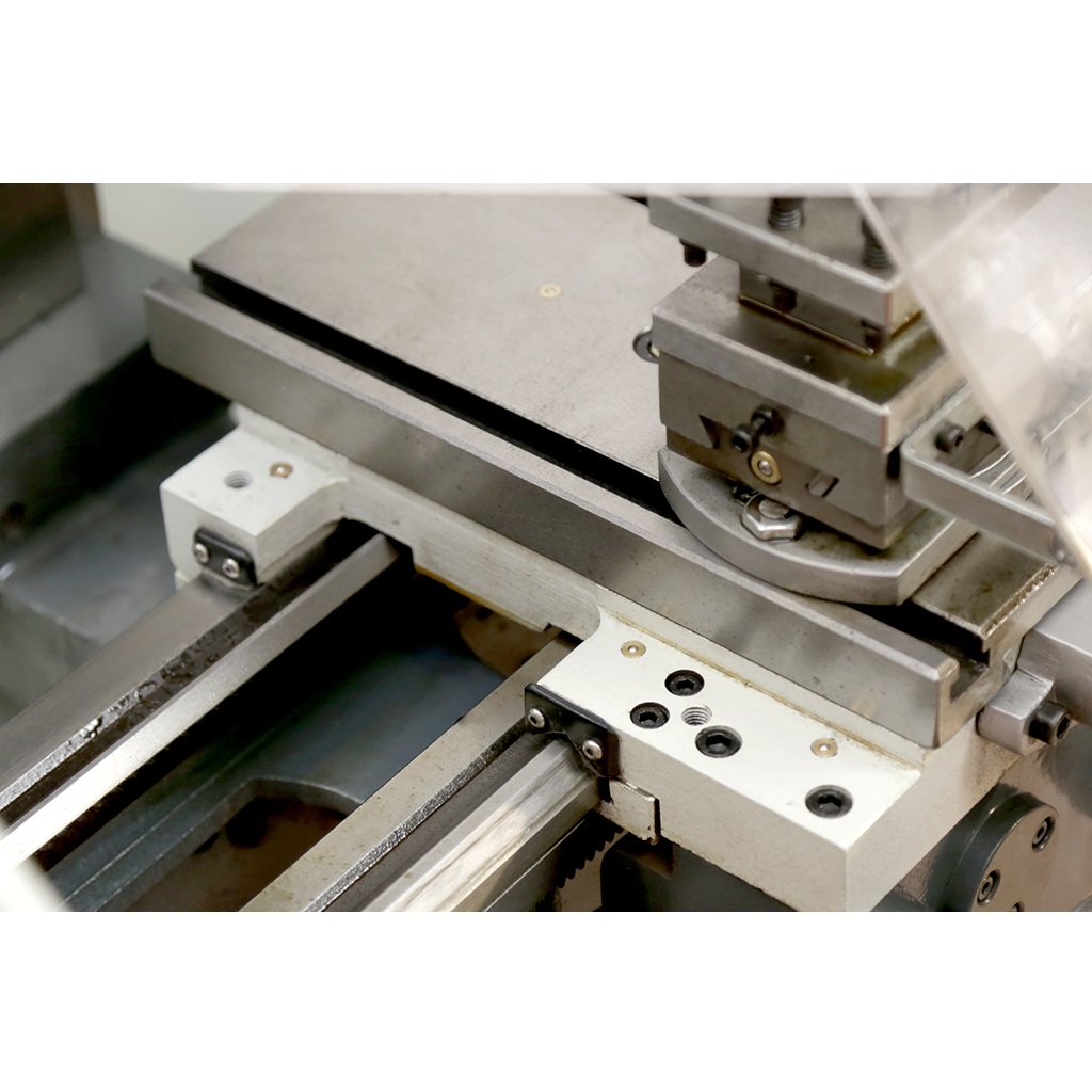 Настольный токарно-винторезный станок по металлу METAL MASTER MML 2870Фото 6841-05.jpg