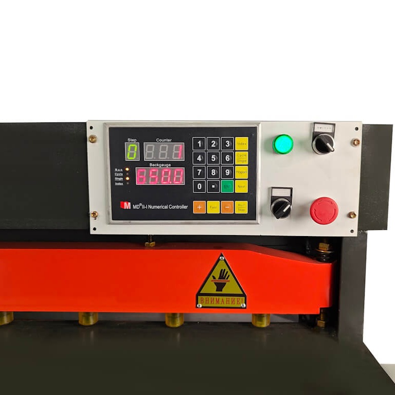 Электромеханическая гильотина METALMASTER ETG 2530 NCФото 6842-06.jpg