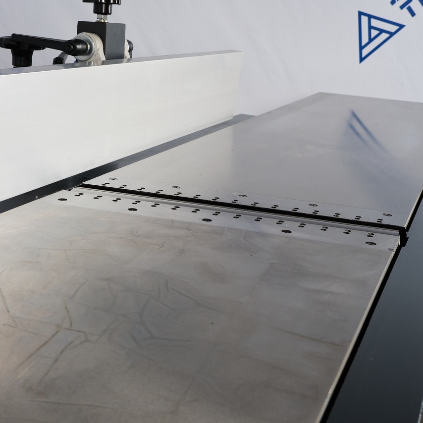 Станок фуговальный DELTAMACHINERY DWP-400Фото 6850-04.jpg