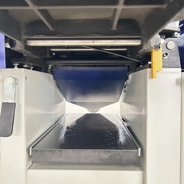 Комбинированный деревообрабатывающий станок DELTAMACHINERY COMBO DW-250 PROФото 6896-14.jpg