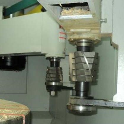 Копировально–фрезерный станок карусельного типа DELTAMACHINERY DW-1700Фото 7044-03.jpg