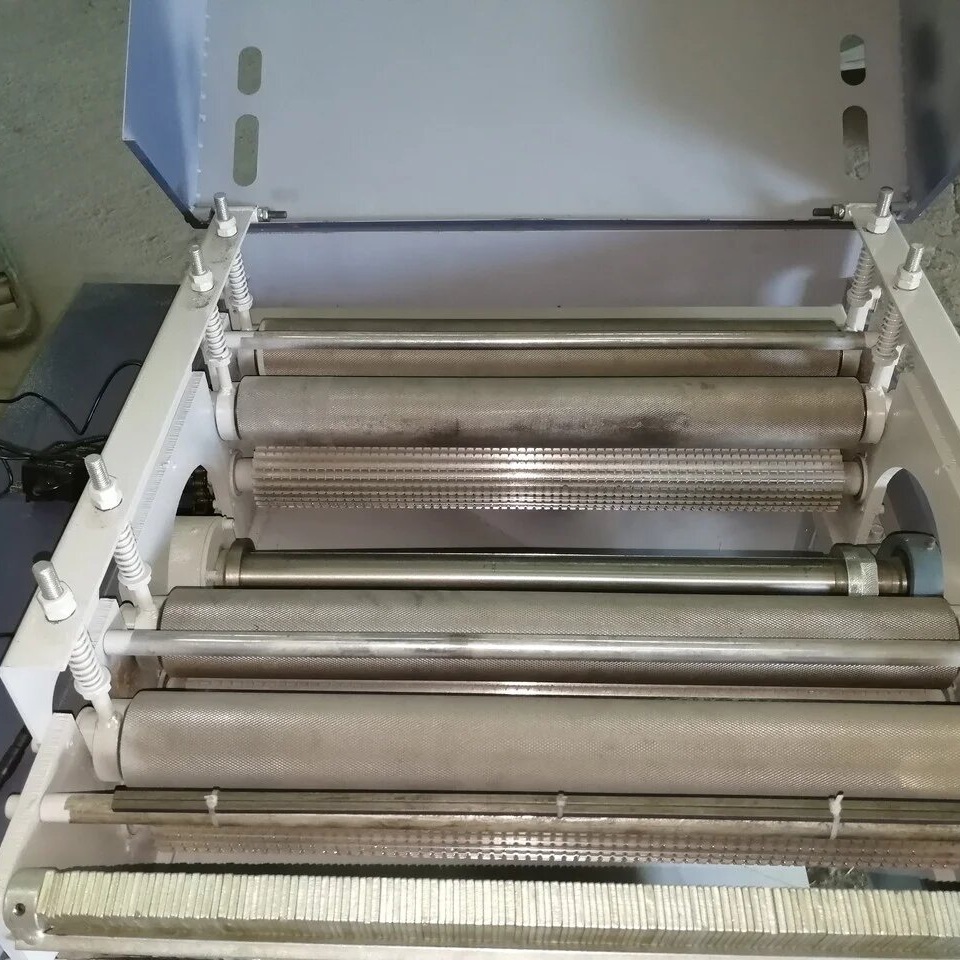 Кромкообрезной многопильный станок MJ141-0650Фото 7055-09.jpg