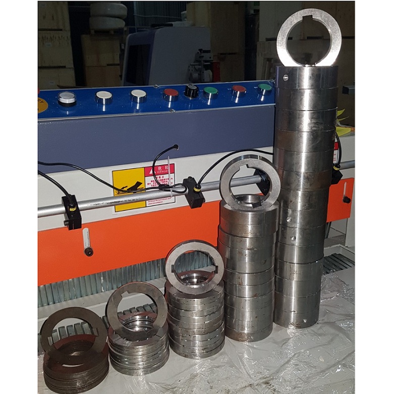 Кромкообрезной многопильный станок MJ141-0780Фото 7058-04.jpg