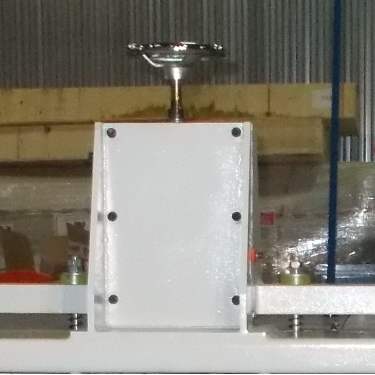 Кромкообрезной многопильный станок MJ141-0780Фото 7058-07.jpg