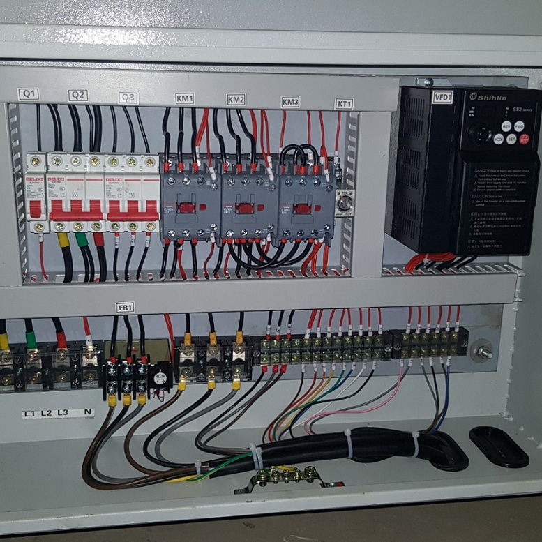 Кромкообрезной многопильный станок MJ141-0780Фото 7058-10.jpg