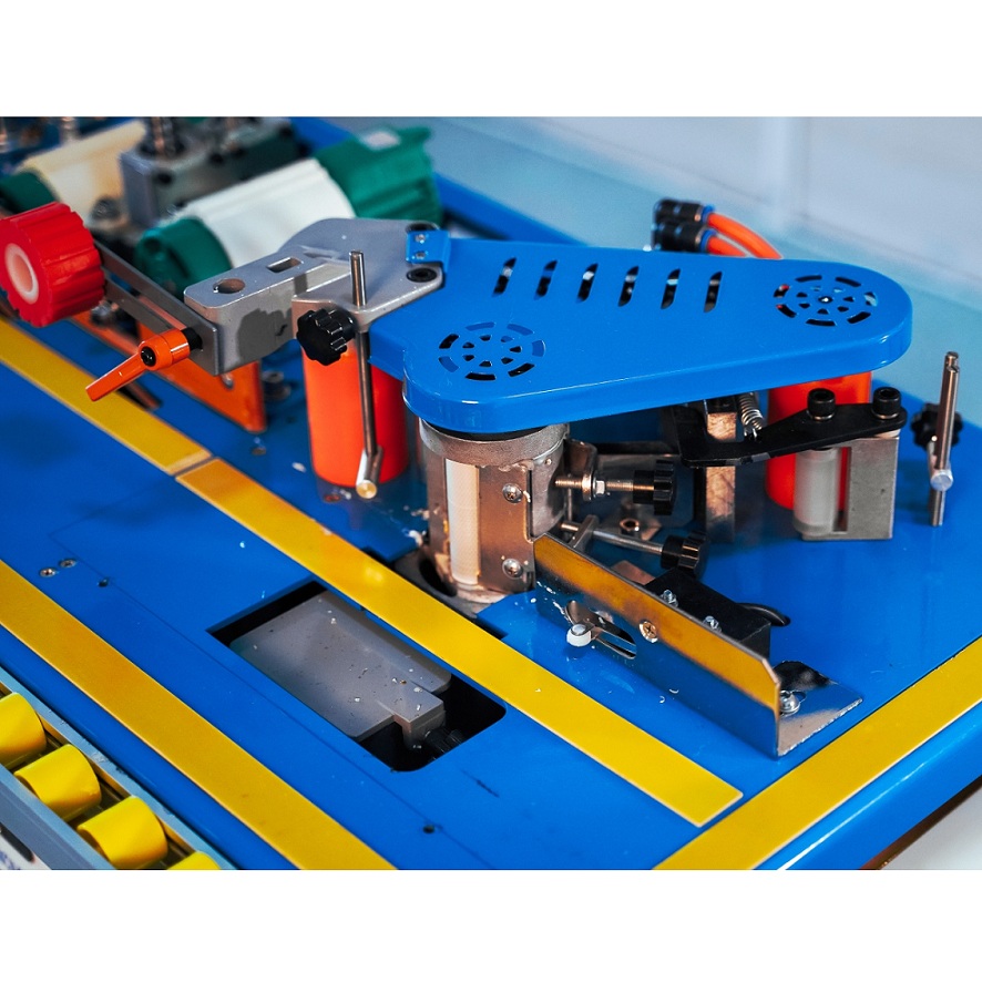 Кромкооблицовочный станок DELTAMACHINERY DM-110Фото 7073-04.jpg