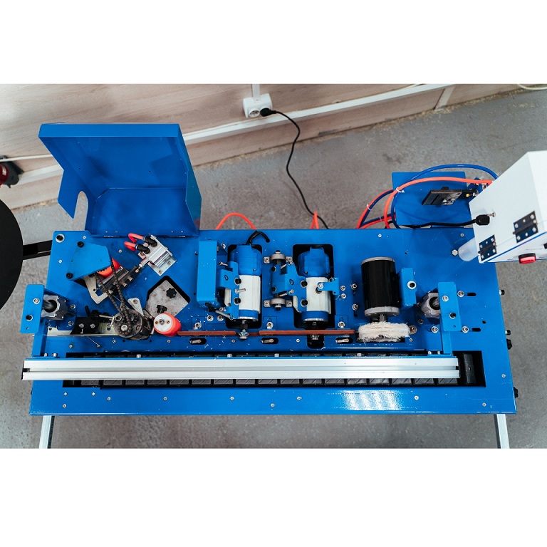 Кромкооблицовочный станок DELTAMACHINERY DM-111Фото 7074-07.jpg