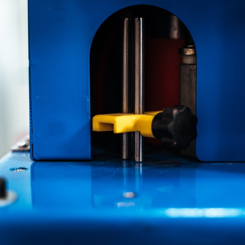 Кромкооблицовочный станок DELTAMACHINERY DM-111Фото 7074-10.jpg