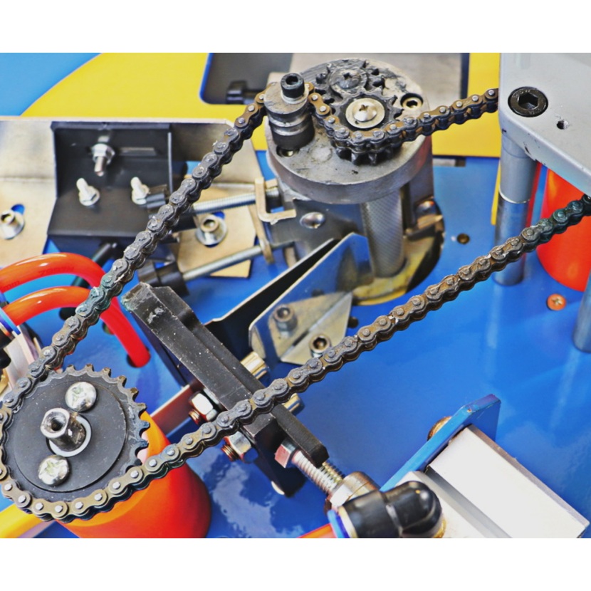 Кромкооблицовочный станок DELTAMACHINERY DM-117 PRO c автоматической подачей заготовкиФото 7075-04.jpg