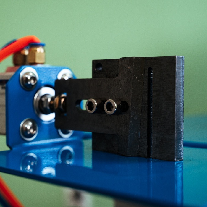 Кромкооблицовочный станок DELTAMACHINERY DM-114Фото 7077-04.jpg