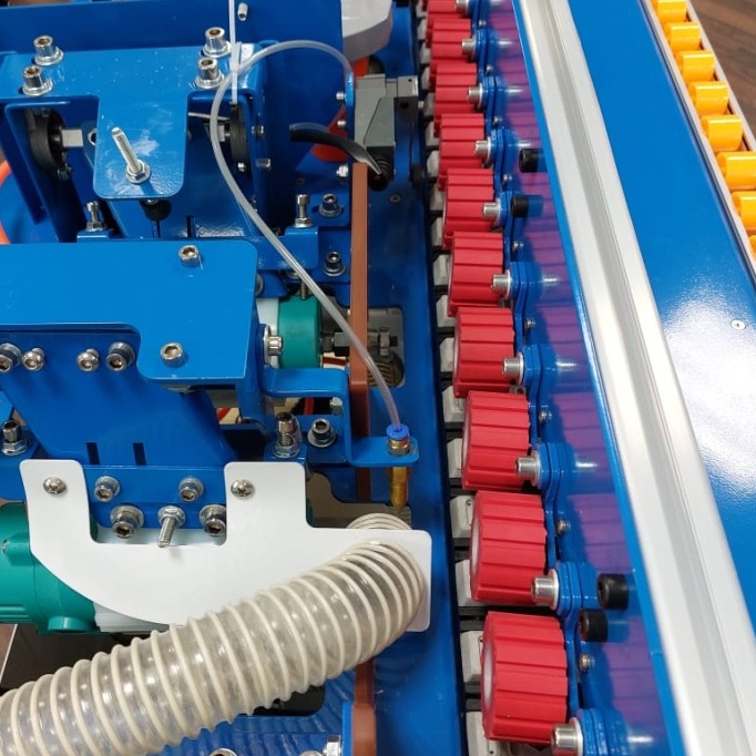 Кромкооблицовочный станок DELTAMACHINERY DM-125Фото 7084-04.jpg