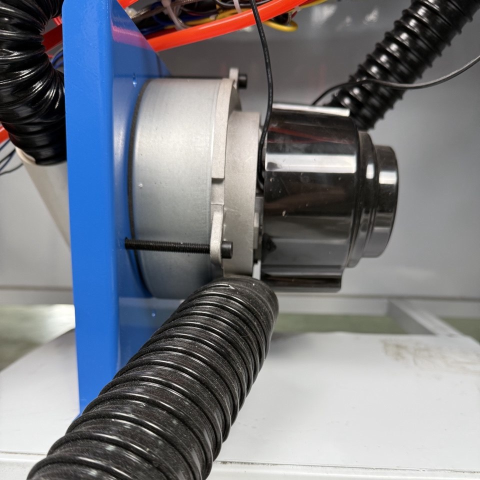 Кромкооблицовочный станок DELTAMACHINERY DM-125 PROФото 7085-04.jpg