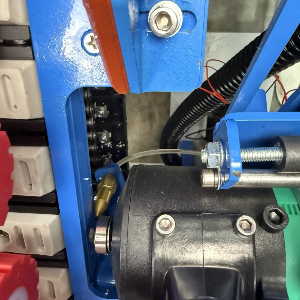 Кромкооблицовочный станок DELTAMACHINERY DM-125 PROФото 7085-11.jpg