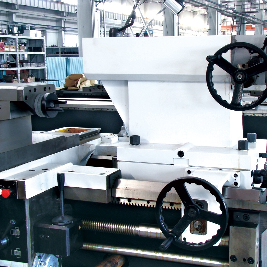 Универсальный токарный станок по металлу DMTG CW61140M/6000Фото 7086-08.jpg