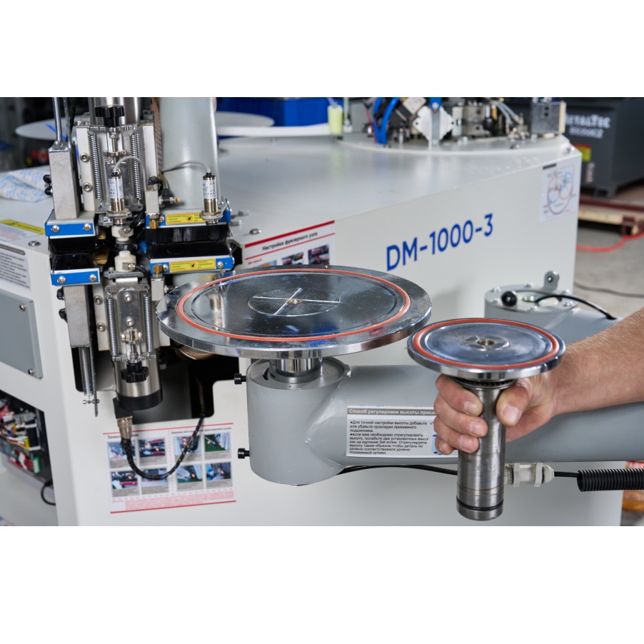 Полуавтоматический кромкооблицовочный станок DELTAMACHINERY DM-1000-3Фото 7112-11.jpg