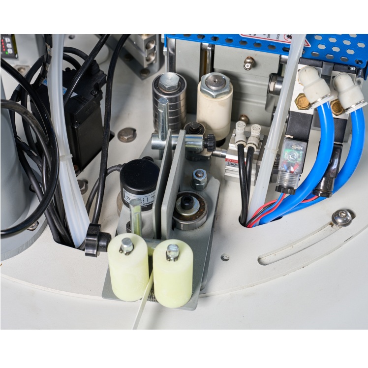 Полуавтоматический кромкооблицовочный станок DELTAMACHINERY DM-1000-3Фото 7112-12.jpg