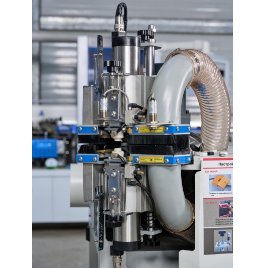 Полуавтоматический кромкооблицовочный станок DELTAMACHINERY DM-900Фото 7113-12.jpg