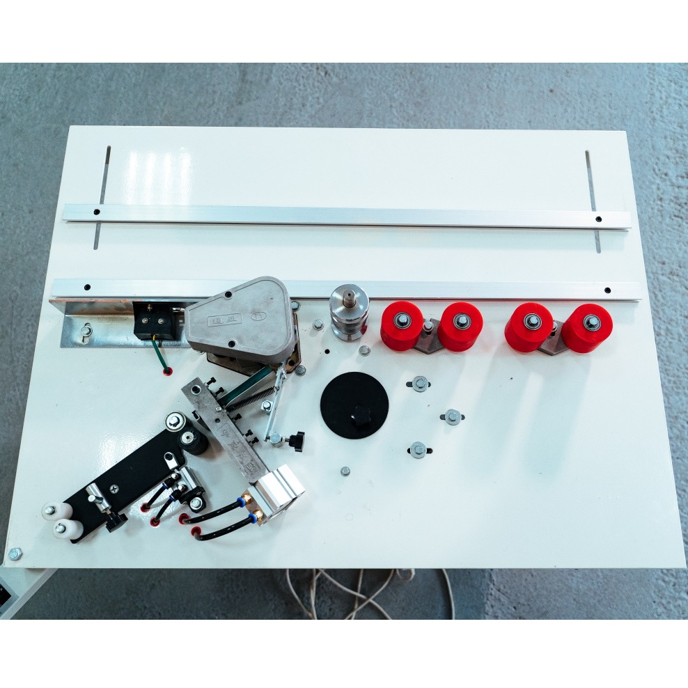 Кромкооблицовочный станок DELTAMACHINERY DM-108 PROФото 7115-04.jpg