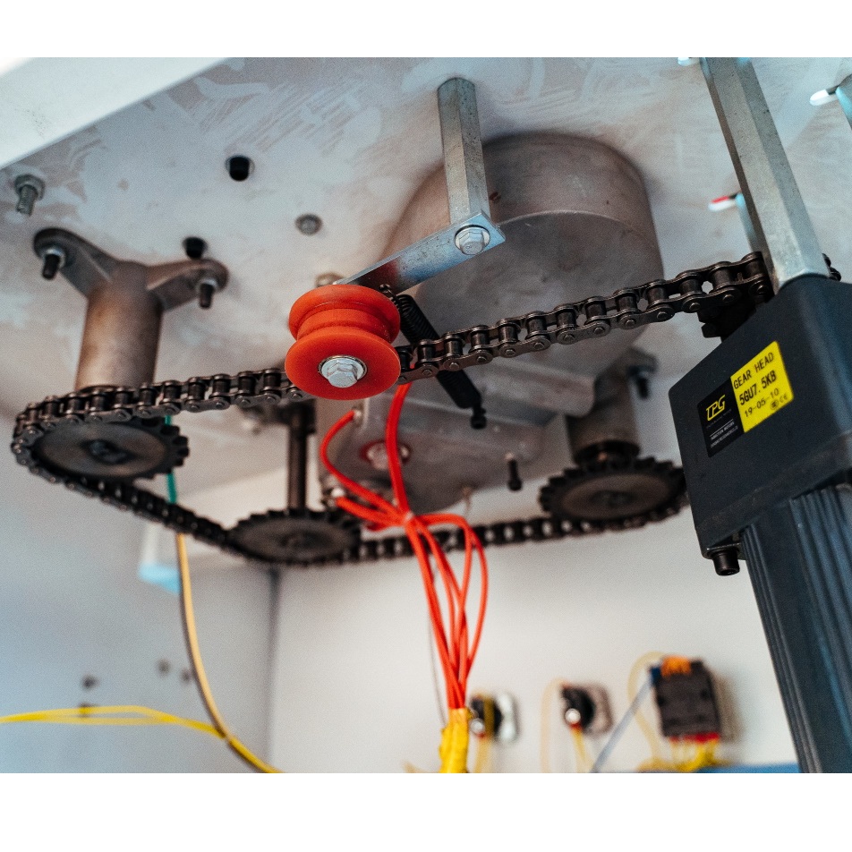 Кромкооблицовочный станок DELTAMACHINERY DM-108 PROФото 7115-08.jpg