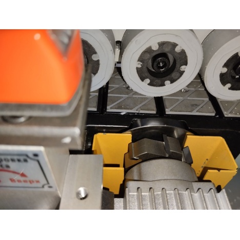 Автоматический кромкооблицовочный станок DELTAMACHINERY DM-415Фото 7124-13.jpg