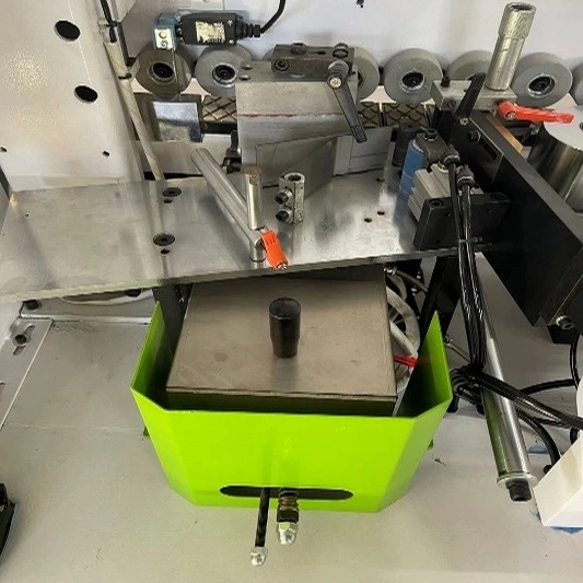 Автоматический кромкооблицовочный станок WOODTEC H355 FФото 7126-04.jpg