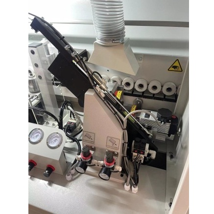 Автоматический кромкооблицовочный станок WOODTEC H355 FФото 7126-07.jpg